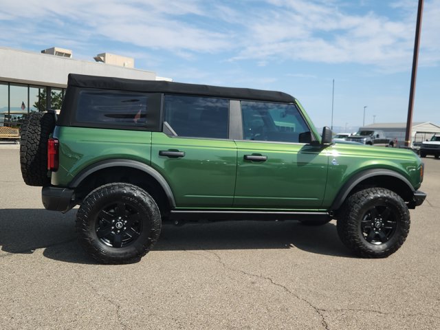 Certified 2022 Ford Bronco Black Diamond AWD/4WD image 2