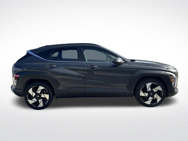 Used 2024 Hyundai Kona Limited FWD image 4