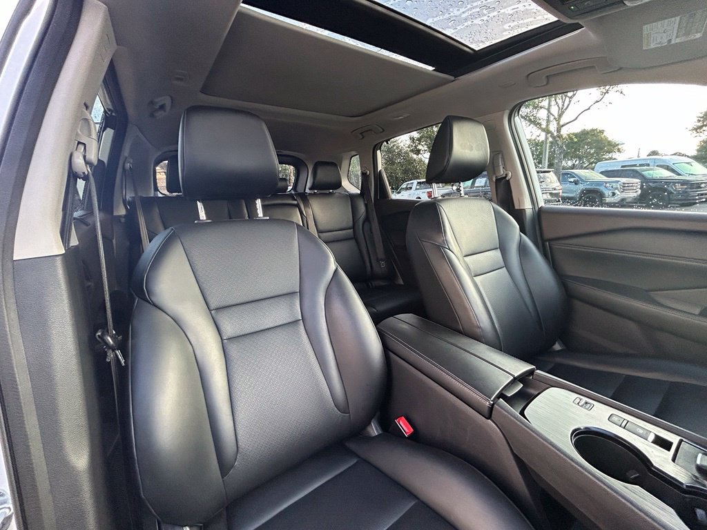 Used 2022 Nissan Rogue SV w/ SV Premium Package FWD image 29