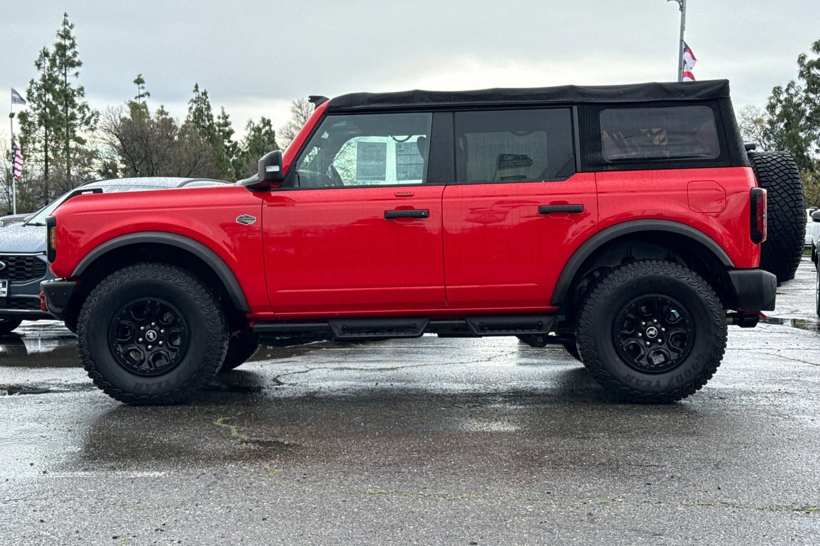 Certified 2022 Ford Bronco Wildtrak image 2