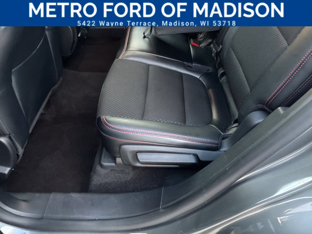 Certified 2025 Ford Escape ST-Line AWD/4WD image 34