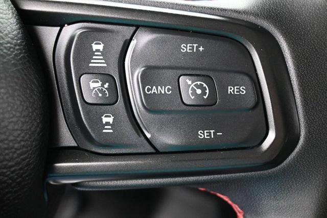 Used 2024 Jeep Wrangler Unlimited Rubicon AWD/4WD image 18