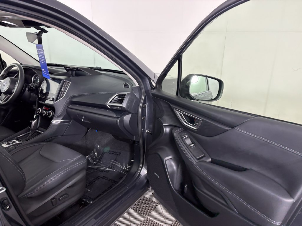 Used 2024 Subaru Forester Touring AWD/4WD image 36