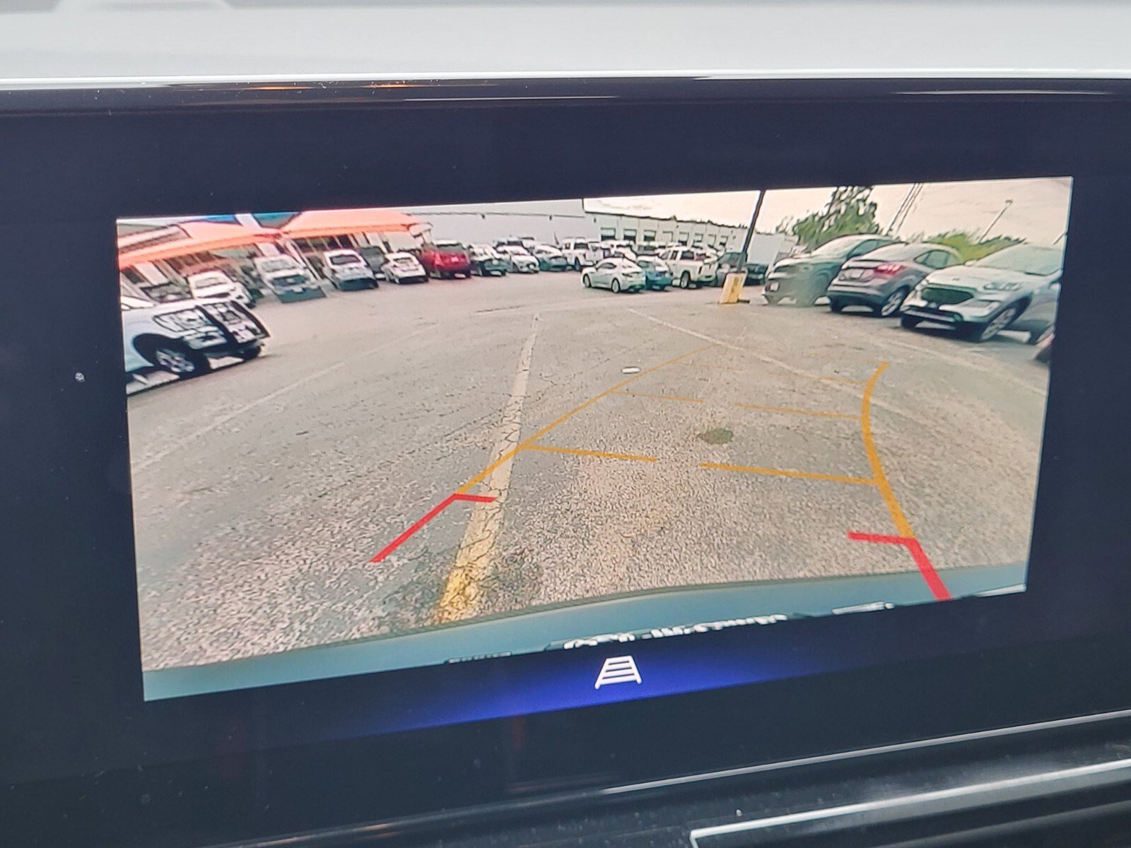 Used 2024 Chevrolet TrailBlazer RS w/ Driver Confidence Package image 21