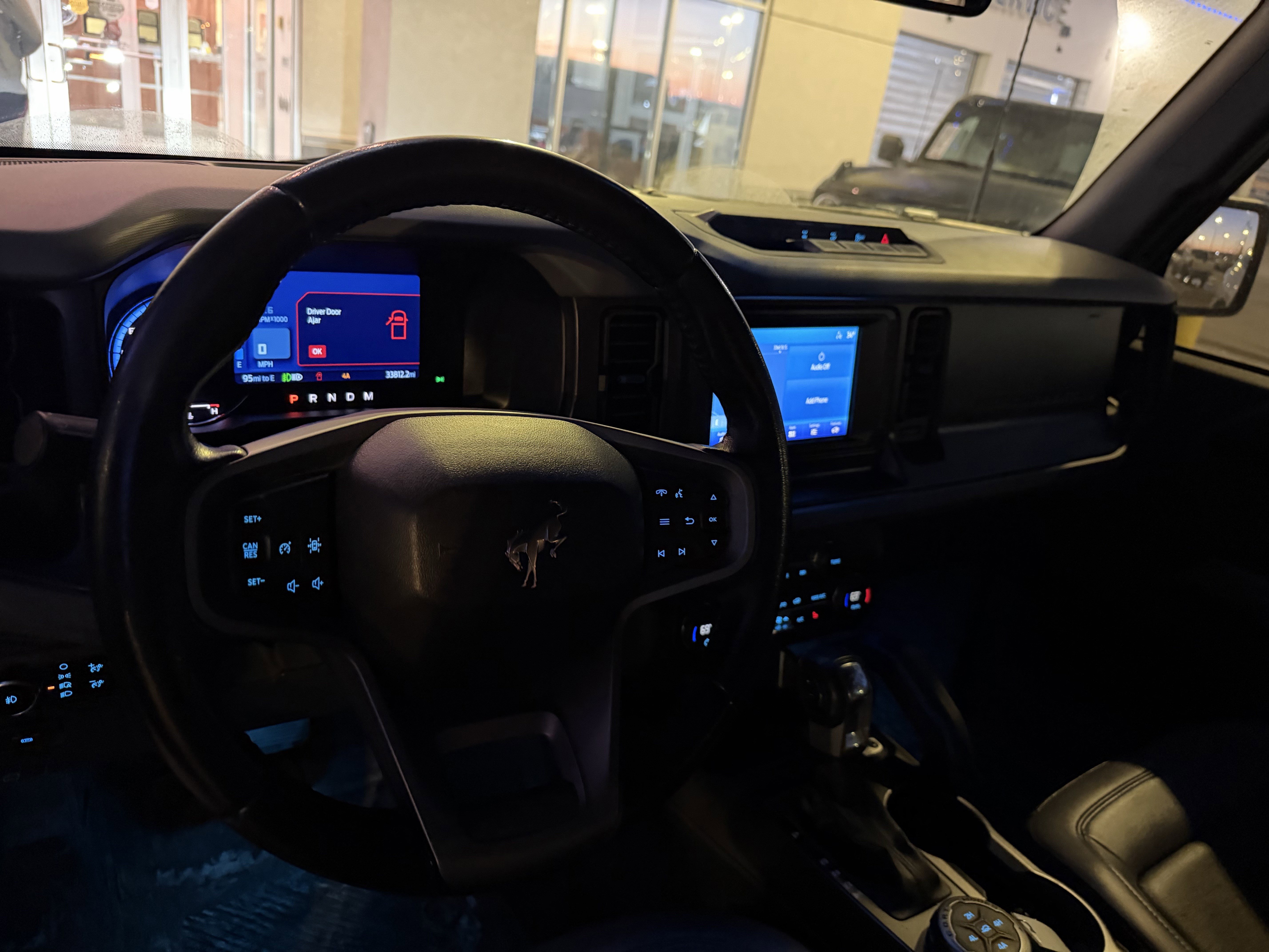 Certified 2023 Ford Bronco Black Diamond image 5