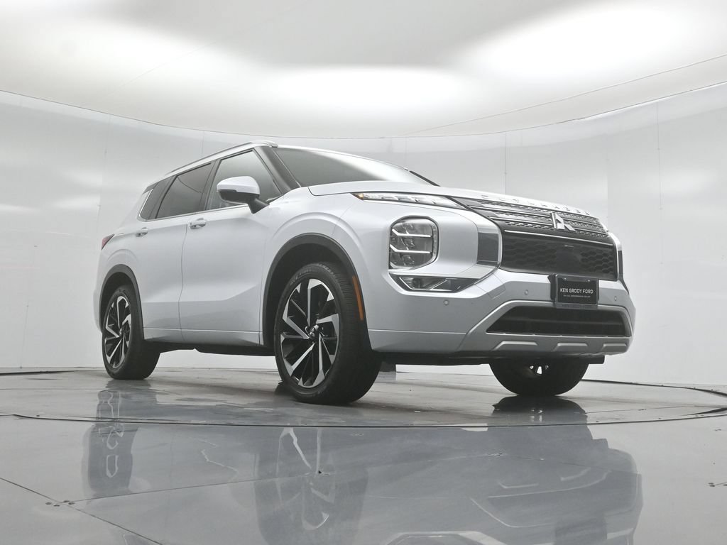 Used 2024 Mitsubishi Outlander SEL FWD image 44