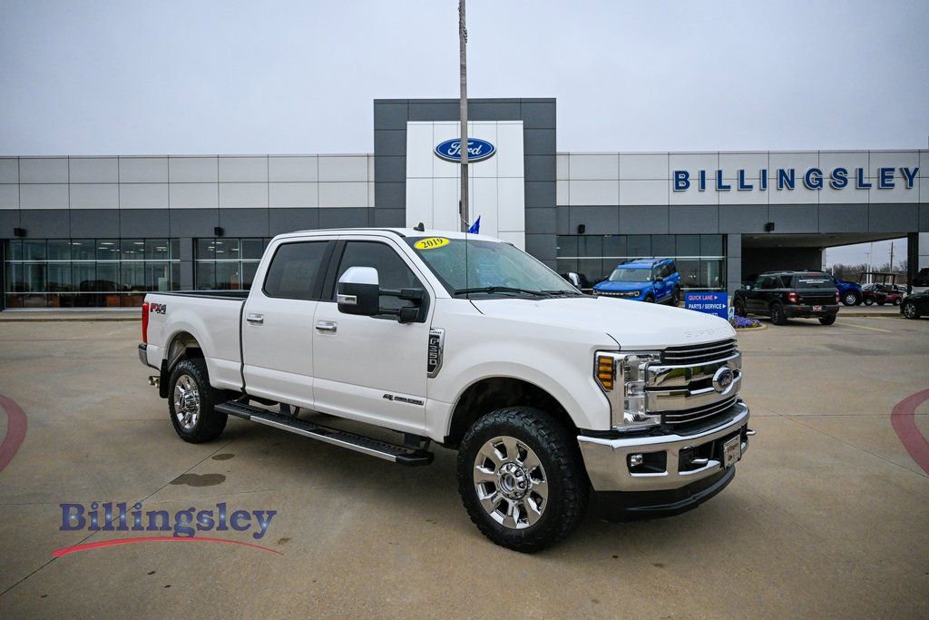 Certified 2019 Ford F350 Lariat w/ Chrome Package image 1