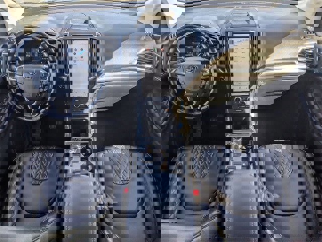 Certified 2023 Ford Edge Titanium image 25