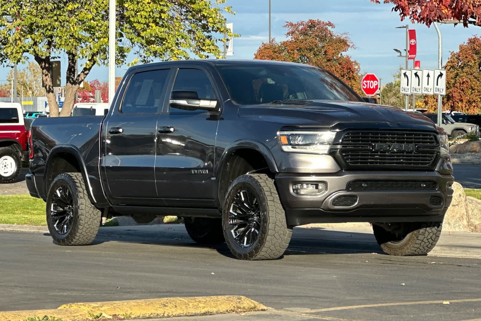 Used 2021 RAM 1500 Laramie AWD/4WD image 9