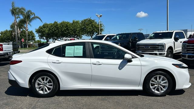 Used 2025 Toyota Camry LE FWD image 2