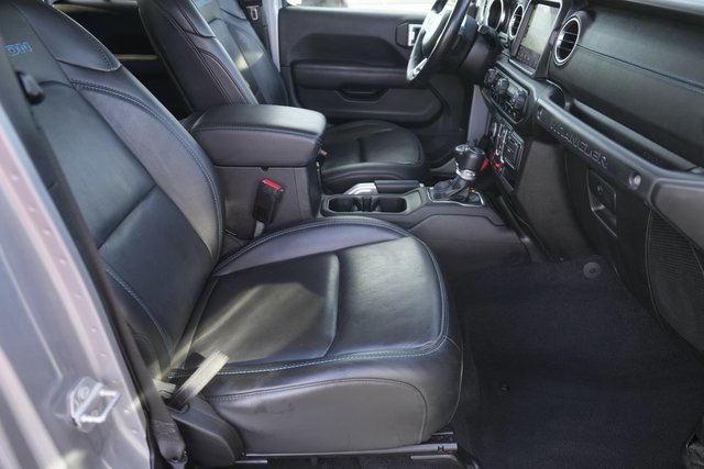 Used 2021 Jeep Wrangler Unlimited Rubicon 4xe w/ Safety Group image 18
