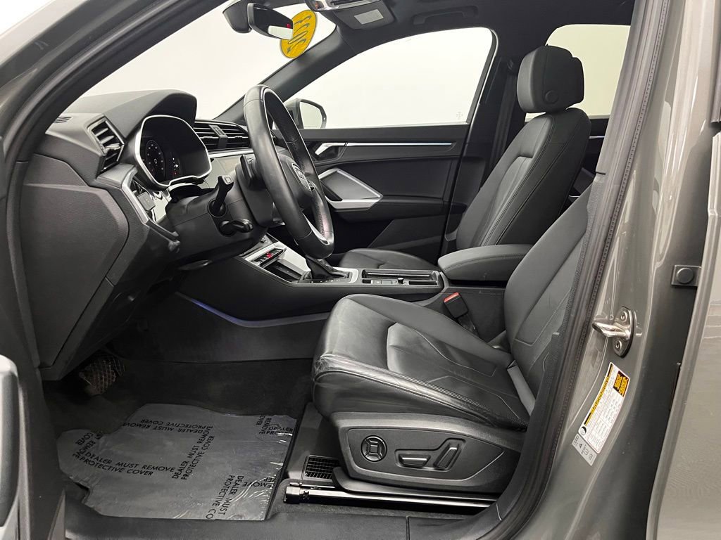 Used 2023 Audi Q3 2.0T Premium Plus w/ Premium Plus Package image 18