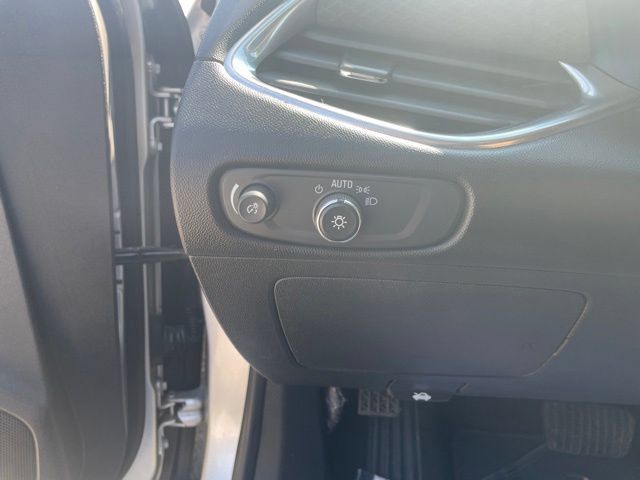 Used 2020 Chevrolet Malibu LT w/ Fleet LT Safety Plus Package FWD image 12