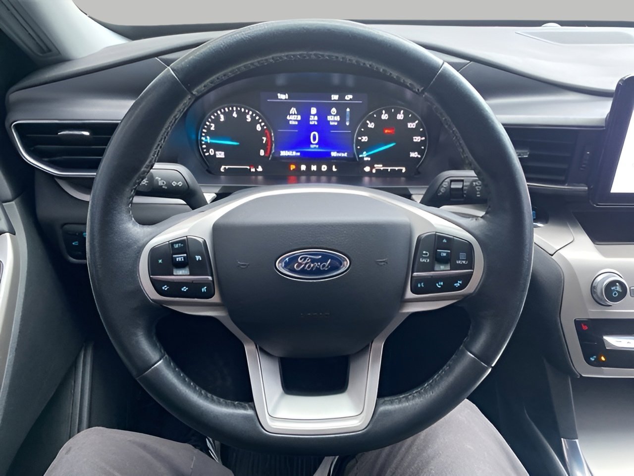 Certified 2023 Ford Explorer XLT w/ Equipment Group 202A image 15