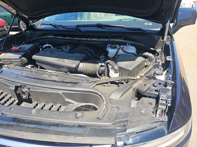 Used 2024 Cadillac Escalade ESV Premium Luxury Platinum image 24