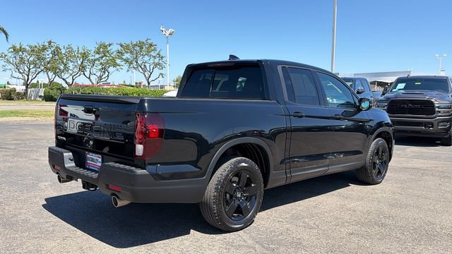 Used 2025 Honda Ridgeline Black Edition image 3