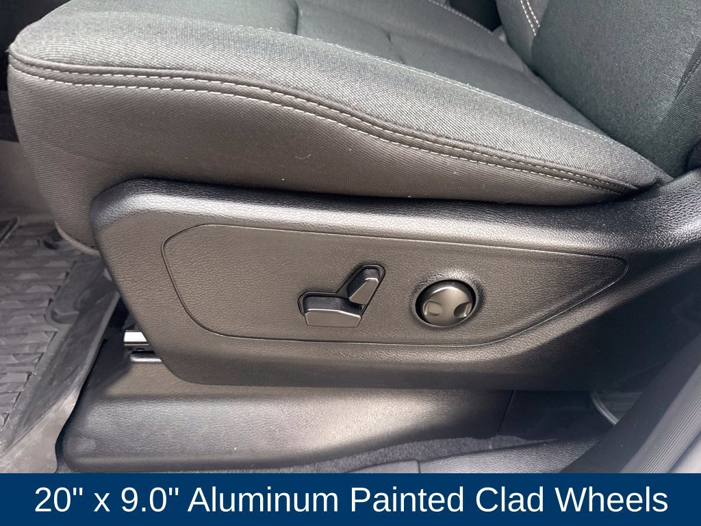 Used 2025 RAM 1500 Big Horn RWD image 14