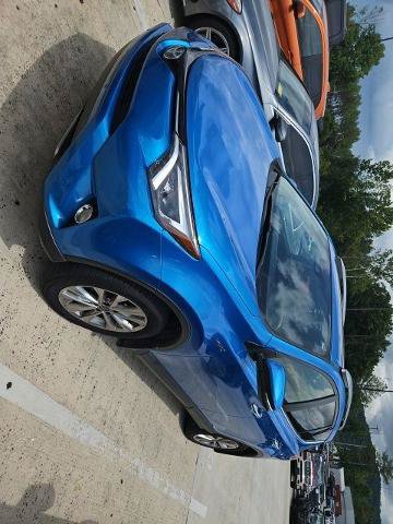 Used 2018 Toyota RAV4 Limited AWD/4WD image 3