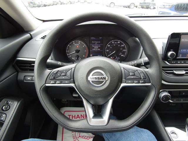 Used 2022 Nissan Altima 2.5 S FWD image 17