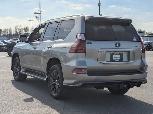 Used 2022 Lexus GX 460 Premium image 3