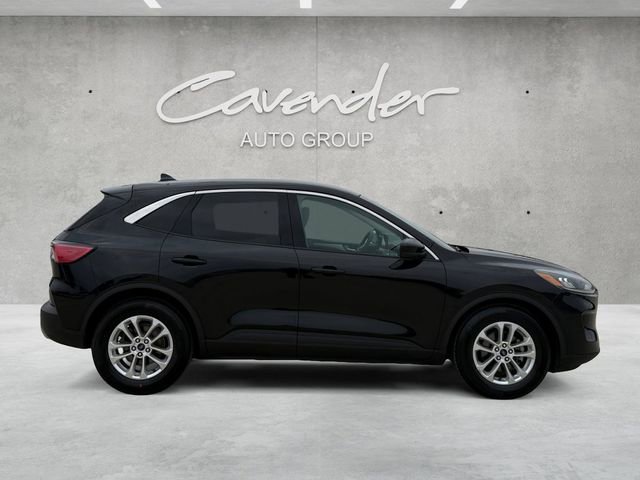 Certified 2020 Ford Escape SE FWD image 17
