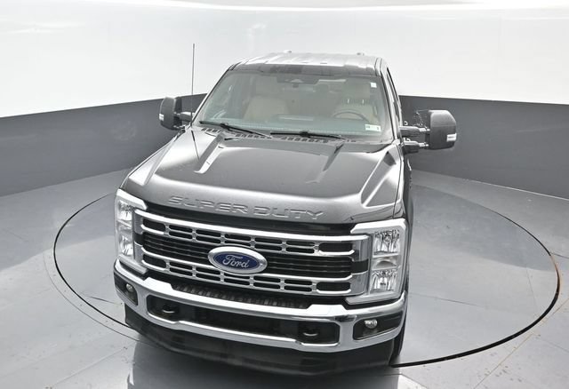 Certified 2025 Ford F250 XLT AWD/4WD image 18