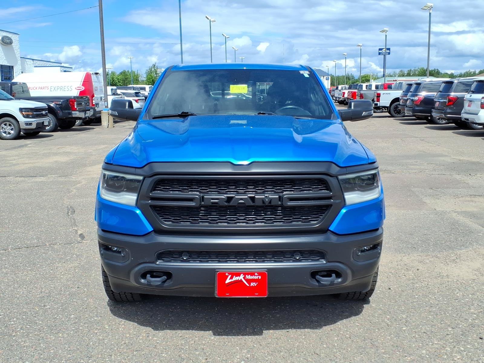 Used 2023 RAM 1500 Big Horn AWD/4WD image 9