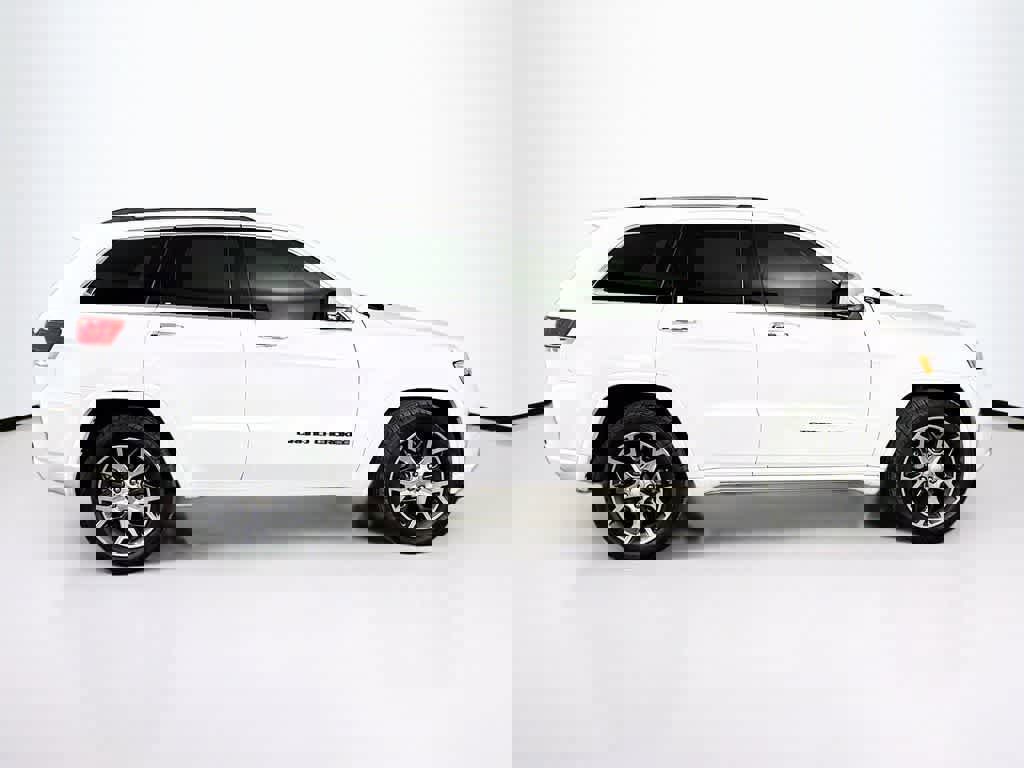 Used 2019 Jeep Grand Cherokee Overland image 25