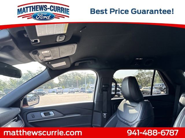Certified 2025 Ford Explorer ST-Line w/ ST-Line Street Pack image 11