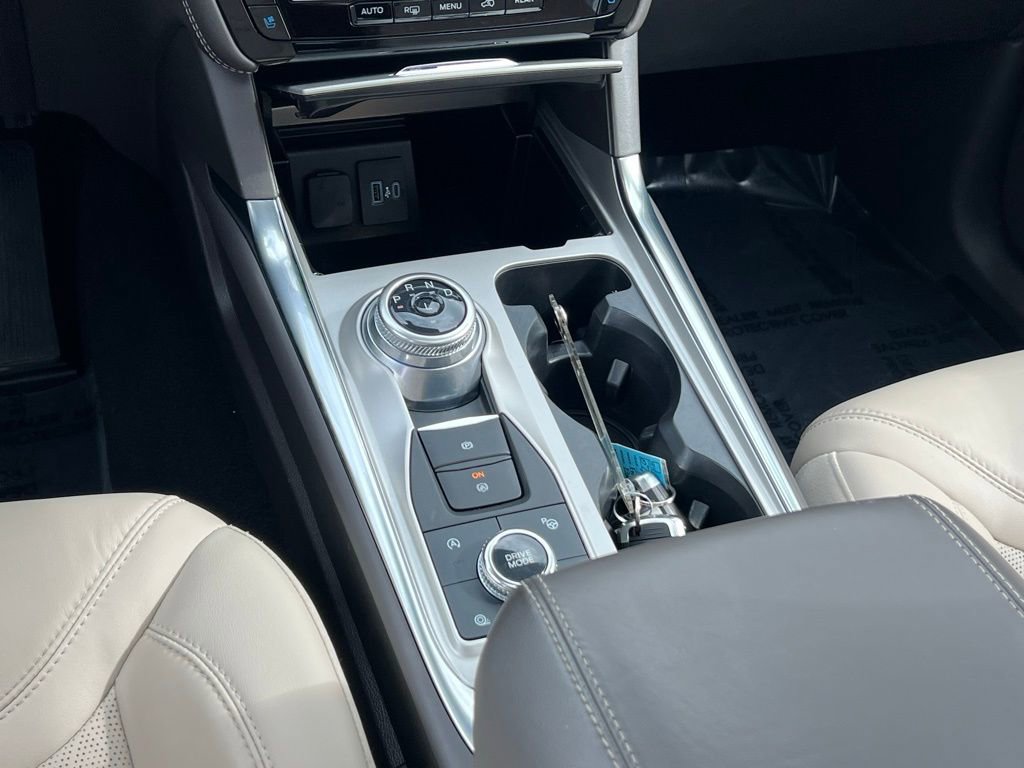 Certified 2022 Ford Explorer Platinum w/ Equipment Group 601A image 20