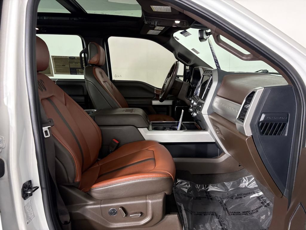 Certified 2022 Ford F350 King Ranch w/ King Ranch Ultimate Package AWD/4WD image 38