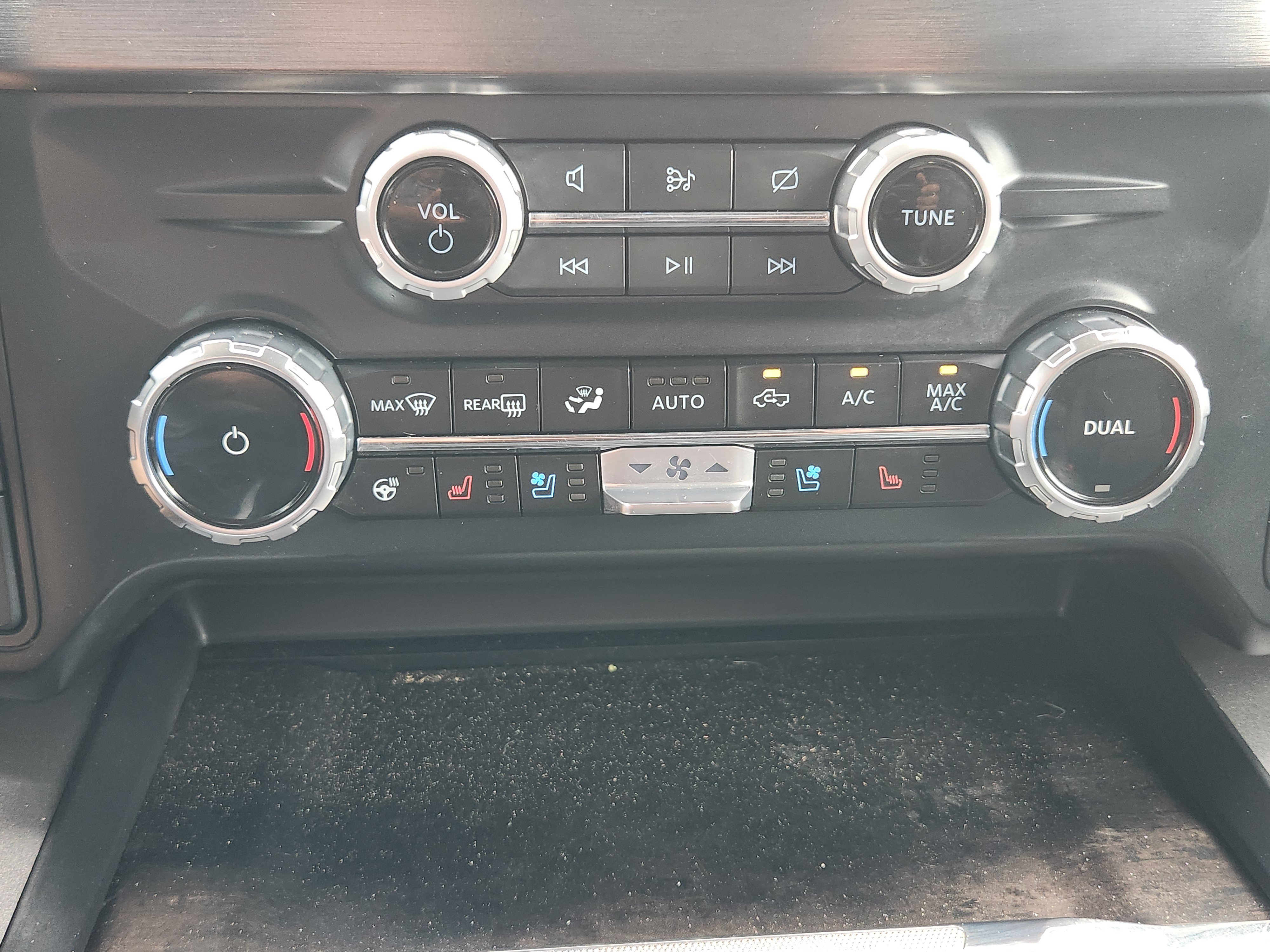 Certified 2023 Ford F350 Lariat AWD/4WD image 14