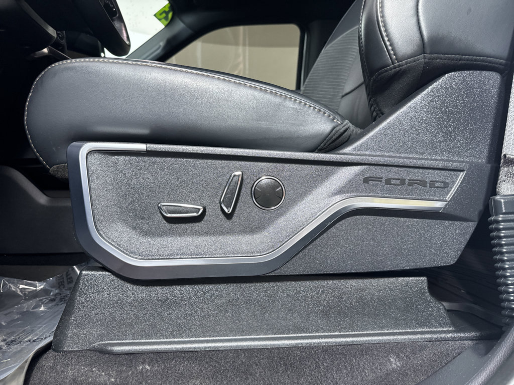 Certified 2023 Ford F150 Raptor w/ Raptor Carbon Fiber Package image 45