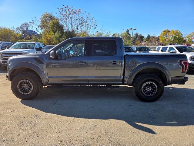 Certified 2019 Ford F150 Raptor w/ Equipment Group 802A Luxury image 2