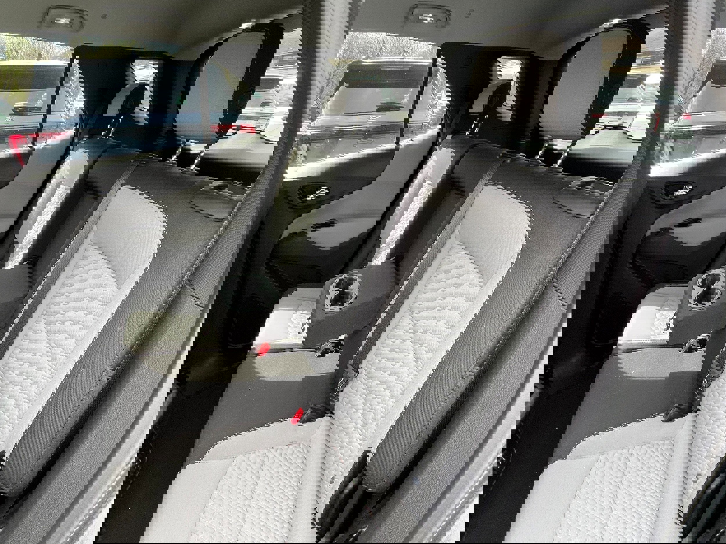 Used 2020 Chevrolet Equinox LS w/ LS Convenience Package image 12