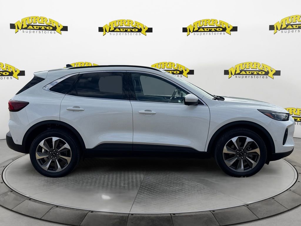 Certified 2024 Ford Escape Platinum w/ Premium Technology Package image 7