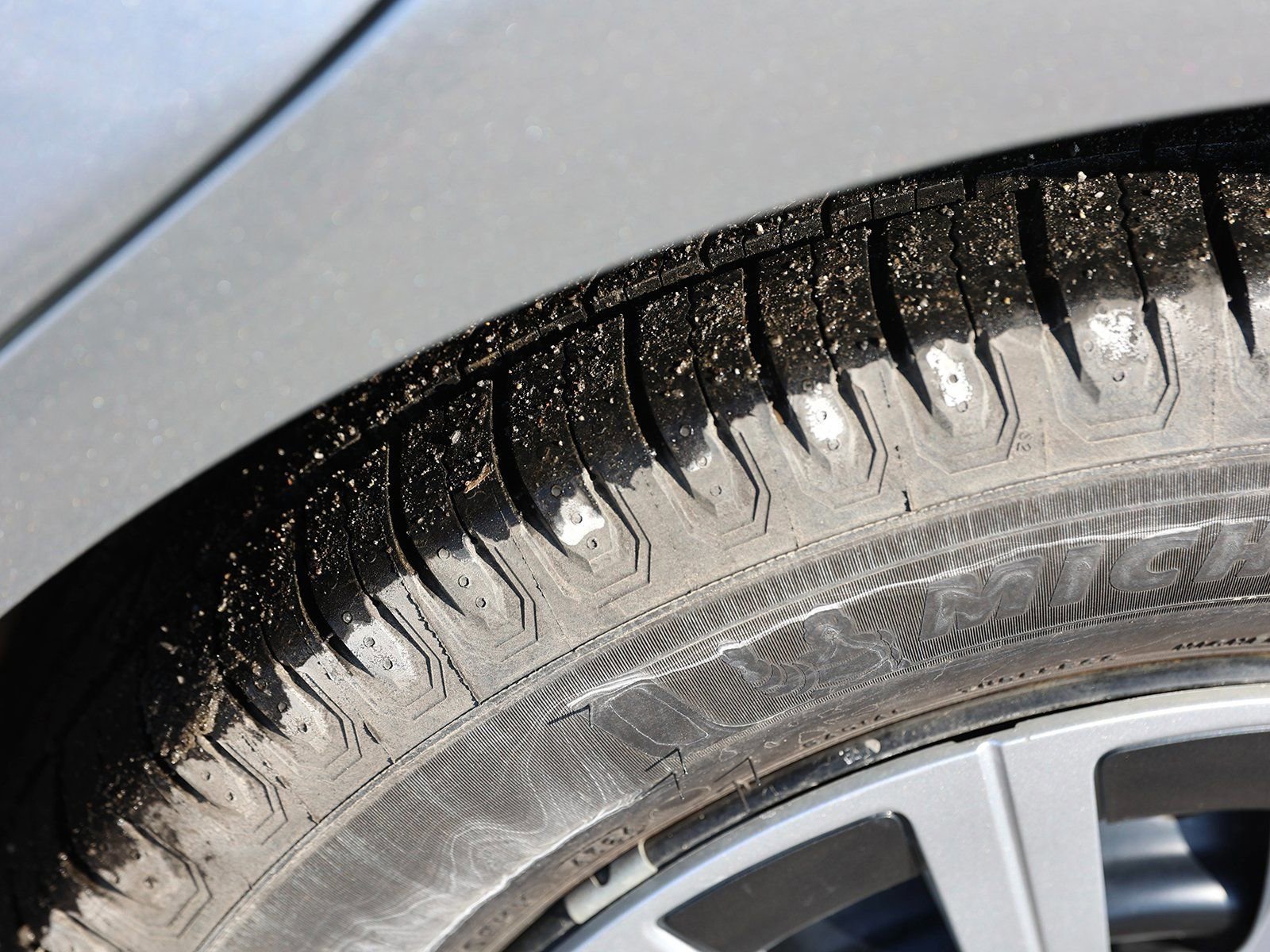 Used 2020 Toyota Camry LE image 12