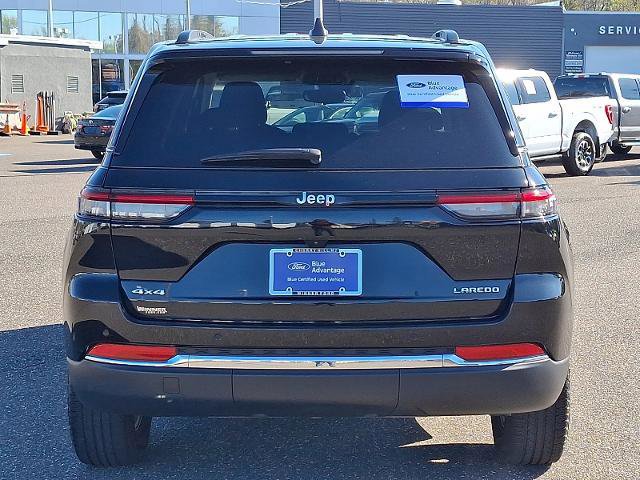 Used 2023 Jeep Grand Cherokee Laredo w/ Luxury Tech Group I AWD/4WD image 3