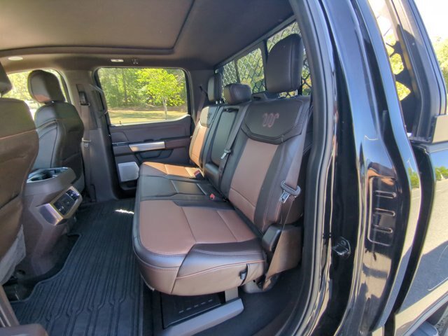Certified 2024 Ford F250 King Ranch w/ FX4 Off-Road Package AWD/4WD image 31
