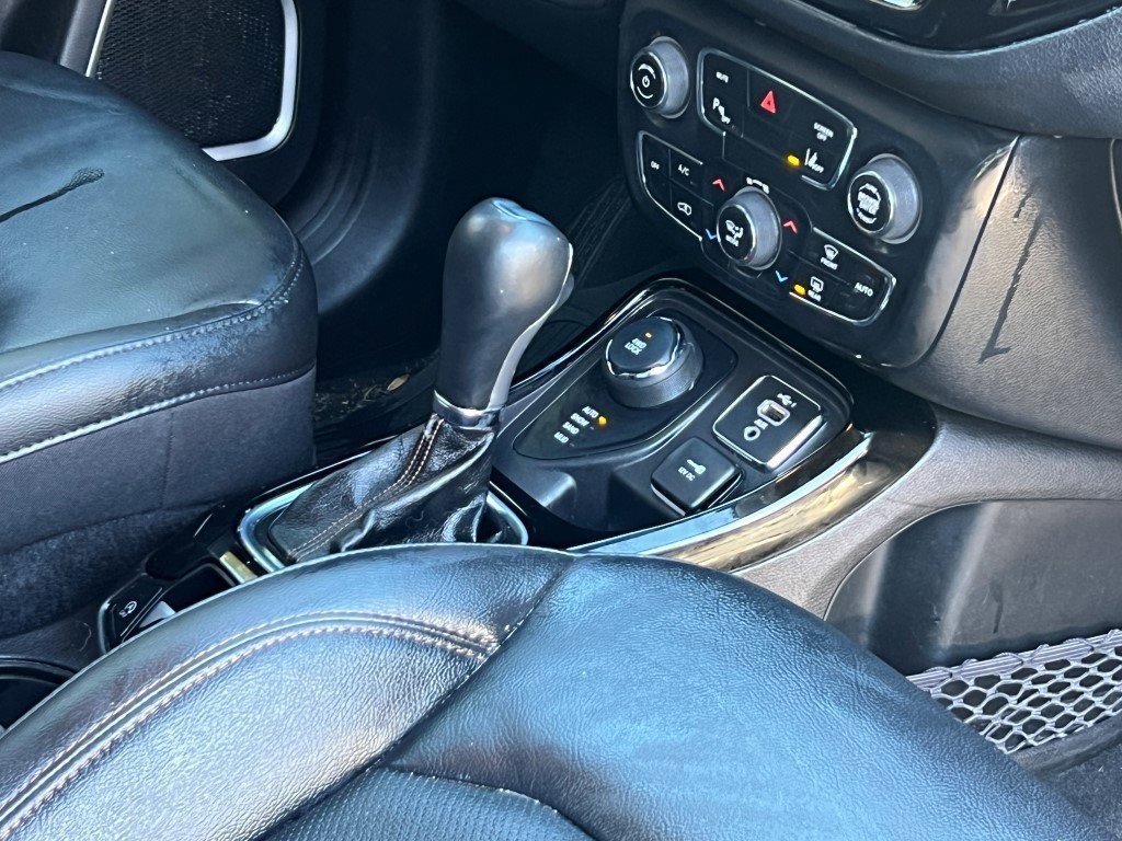 Used 2021 Jeep Compass Limited image 10