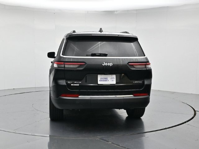 Used 2022 Jeep Grand Cherokee L Limited AWD/4WD image 8