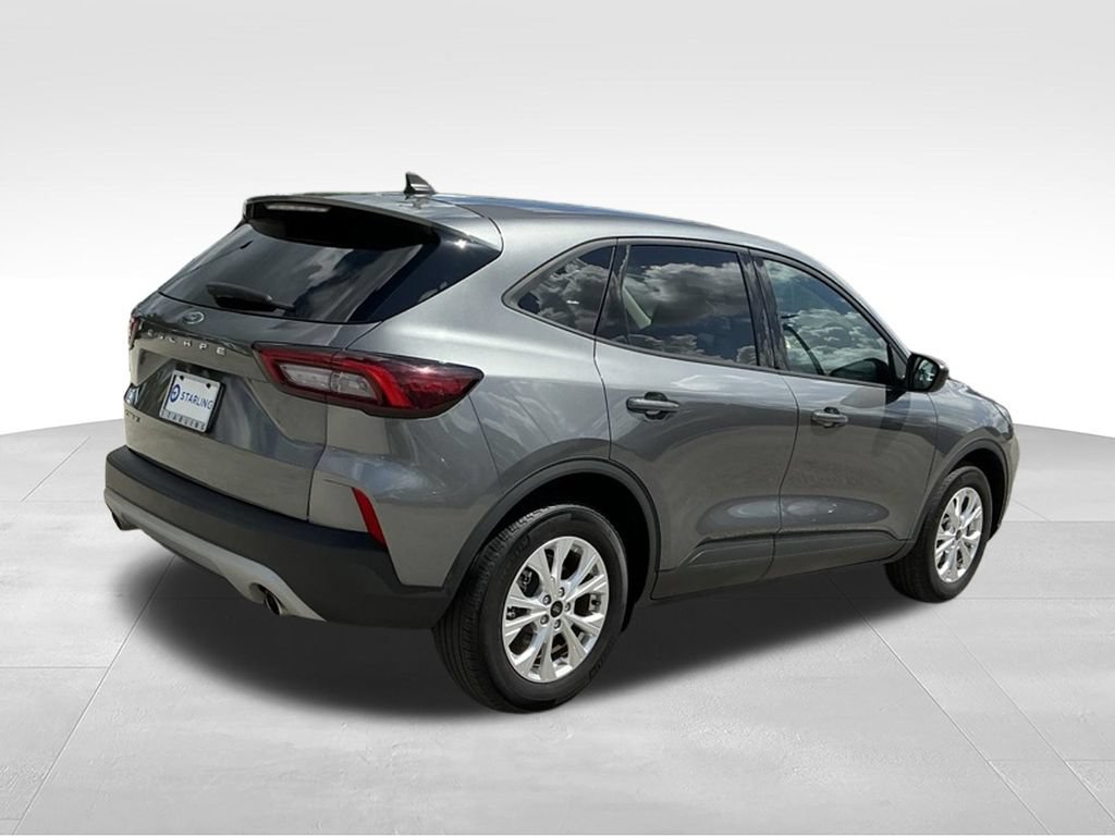 Certified 2025 Ford Escape Active FWD image 11