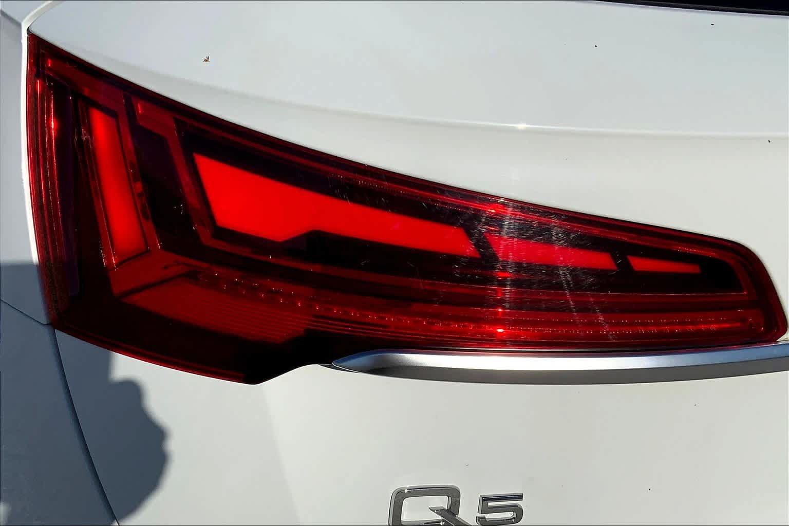 Used 2021 Audi Q5 2.0T Premium Plus AWD/4WD image 28