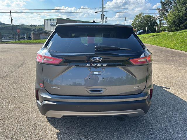 Certified 2024 Ford Edge SEL w/ Convenience Package AWD/4WD image 3
