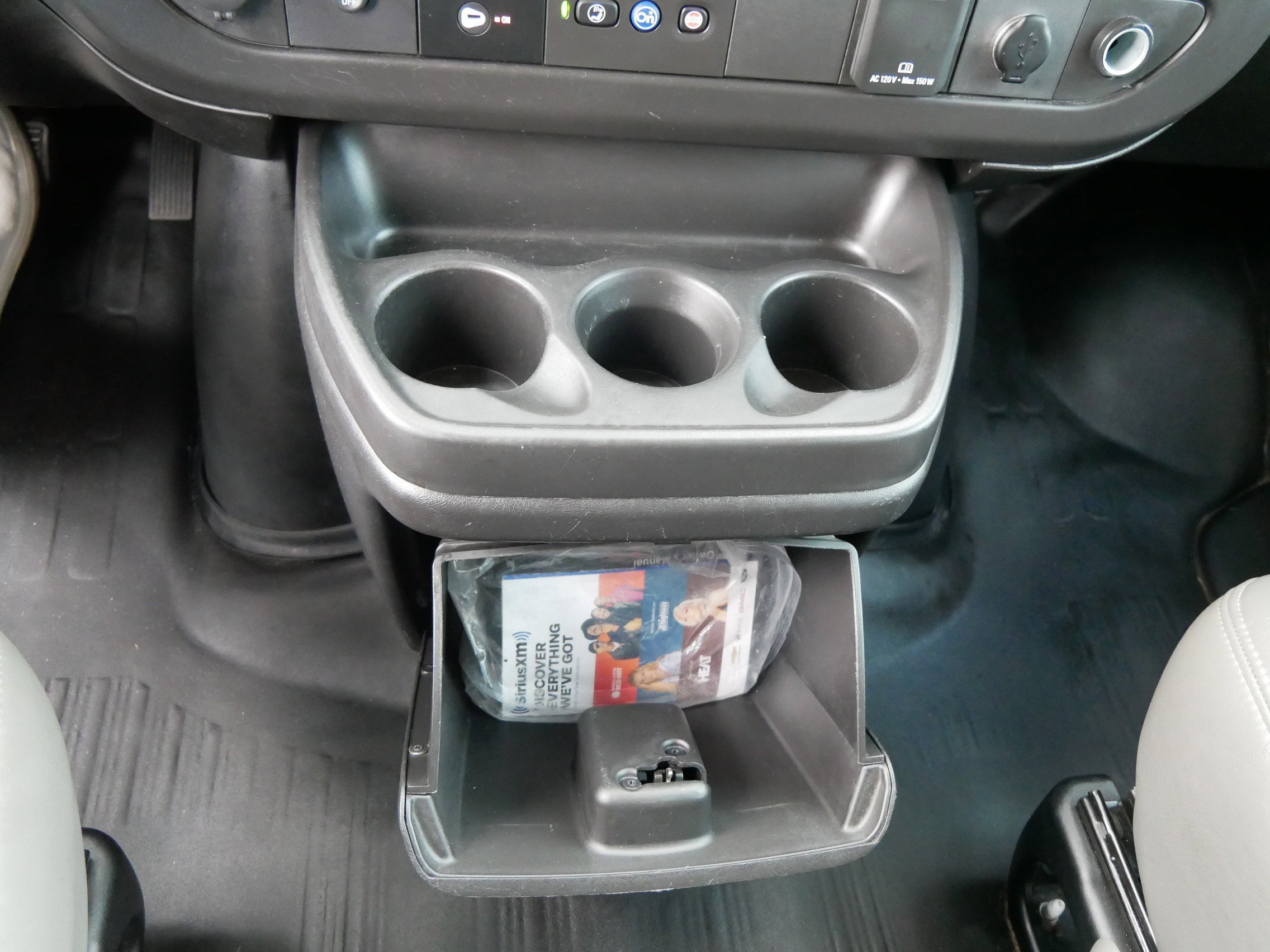 Used 2023 Chevrolet Express 2500 LS w/ Driver Convenience Package image 30