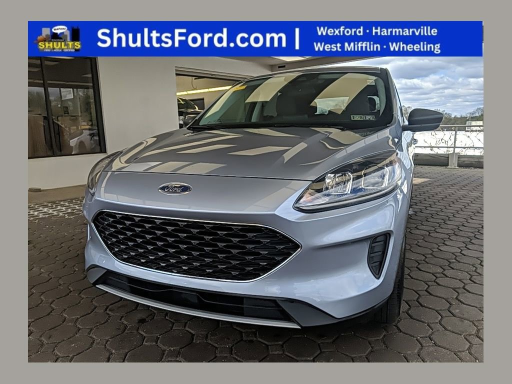 Certified 2022 Ford Escape SE w/ Convenience Package AWD/4WD image 1