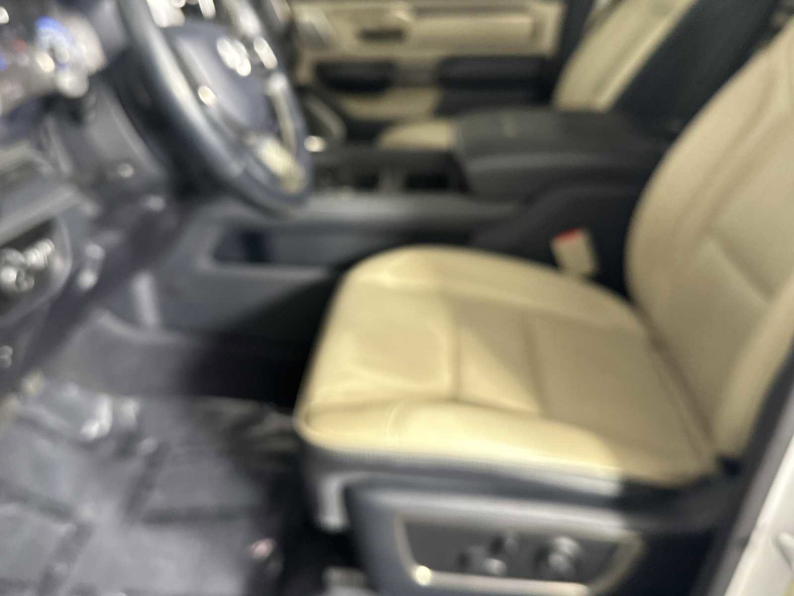 Used 2021 RAM 1500 Limited image 7