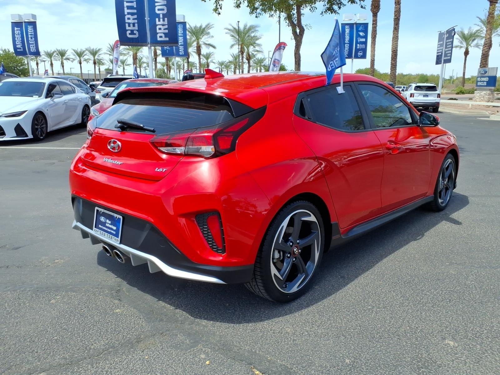 Used 2019 Hyundai Veloster Turbo FWD image 4