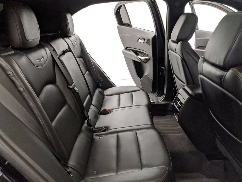 Used 2022 Cadillac XT4 Sport w/ Comfort Package AWD/4WD image 20
