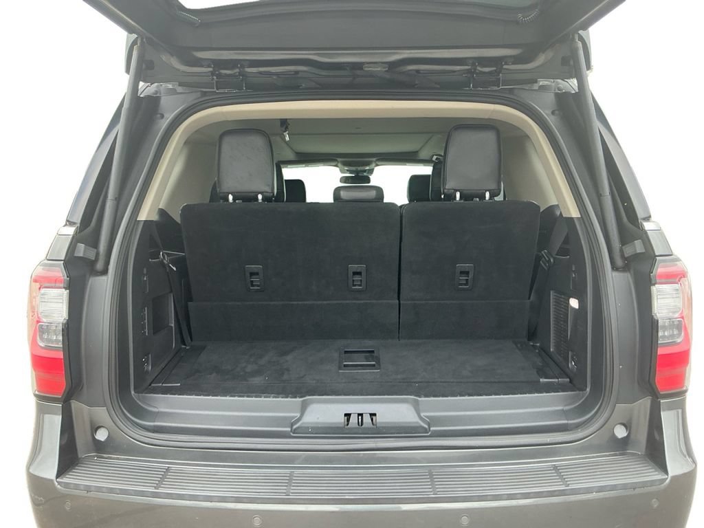 Certified 2019 Ford Expedition Platinum RWD image 24
